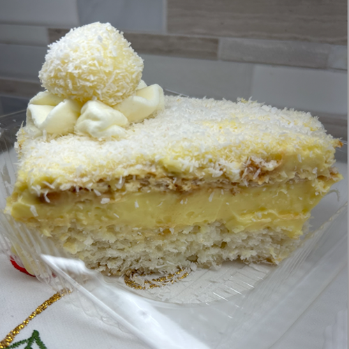 MezeHub RAFFAELLO Cake